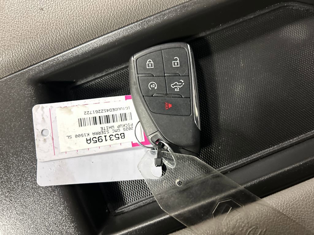 Used 2025 GMC Sierra 1500 SLT image 22