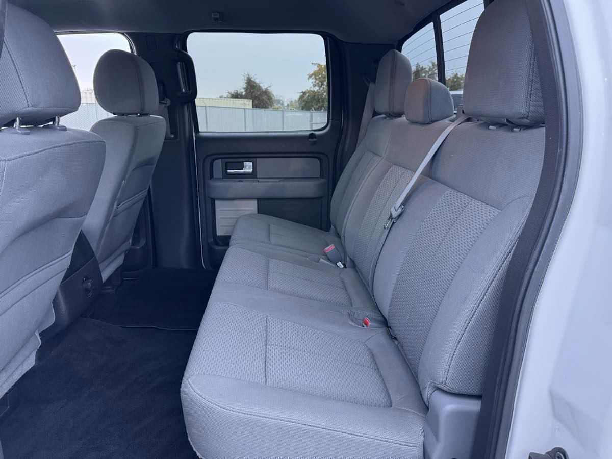 Used 2014 Ford F150 XLT w/ Equipment Group 302A Luxury image 21