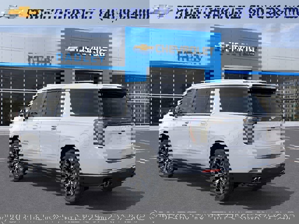 New 2026 Chevrolet Suburban High Country image 3