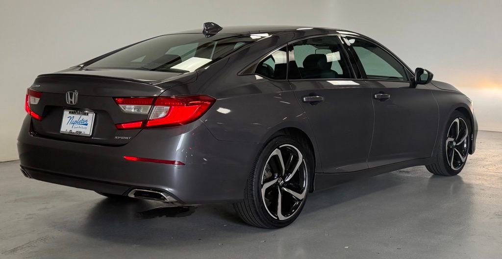 Used 2019 Honda Accord Sport image 3
