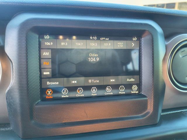 Used 2021 Jeep Gladiator Willys image 25