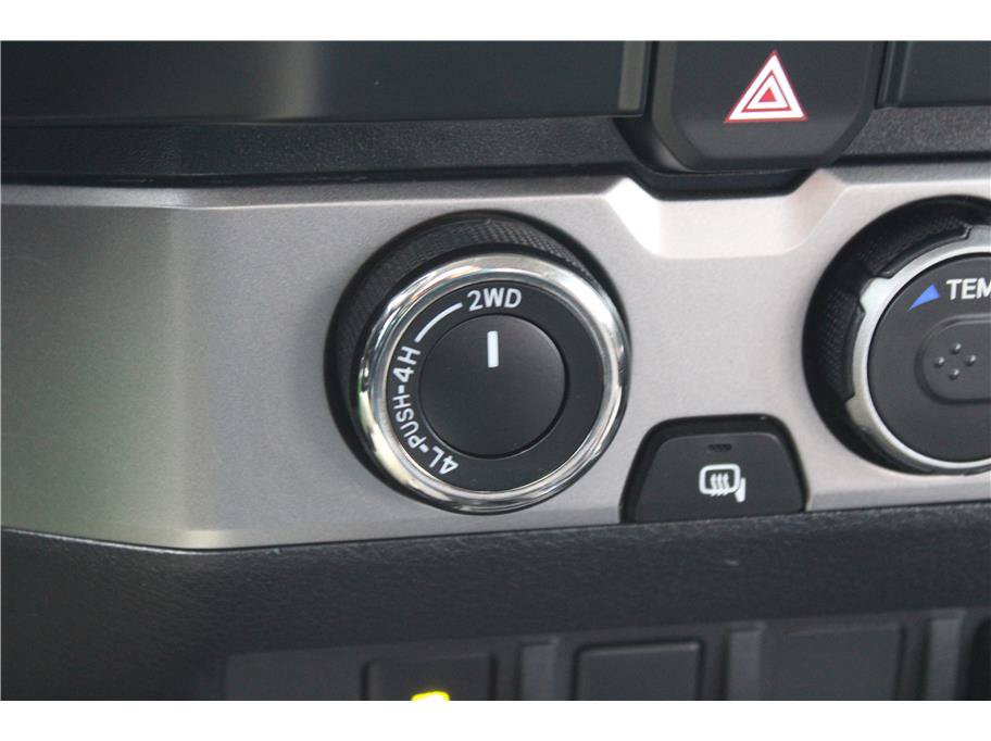Used 2022 Toyota Tacoma SR5 w/ Technology Package AWD/4WD image 25