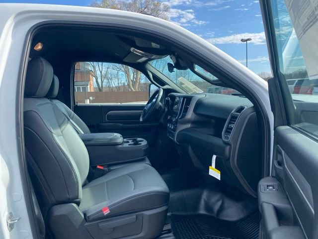 New 2026 RAM 3500 Tradesman w/ Chrome Appearance Group image 28