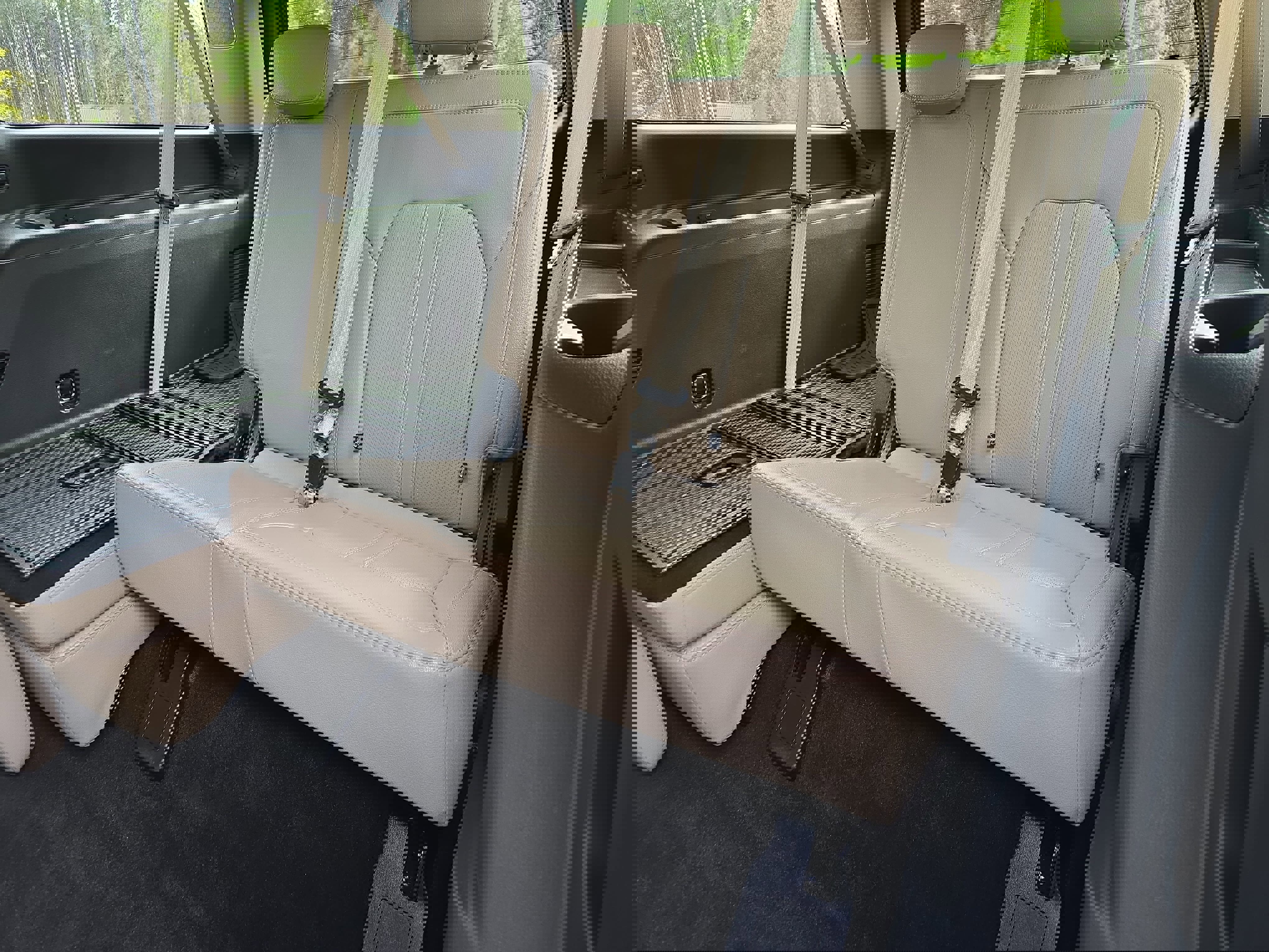 Used 2023 Ford Expedition Max Limited image 15