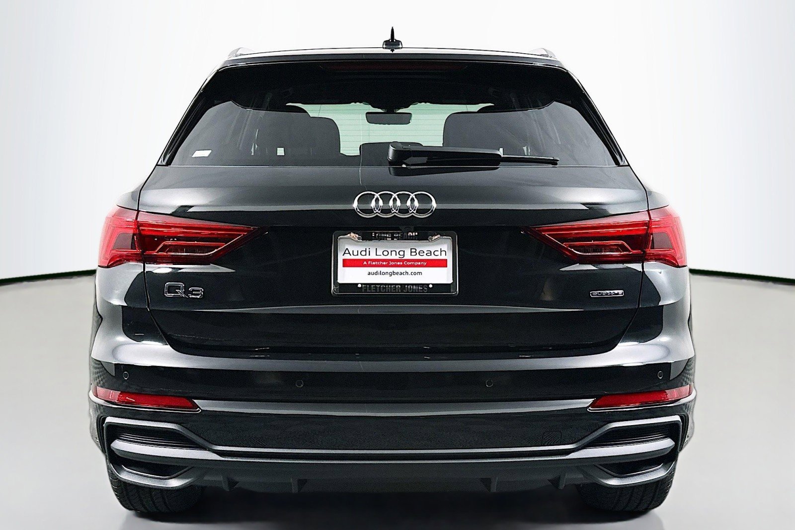 New 2025 Audi Q3 2.0T Premium Plus image 3