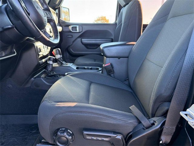 Certified 2021 Jeep Wrangler Willys image 15