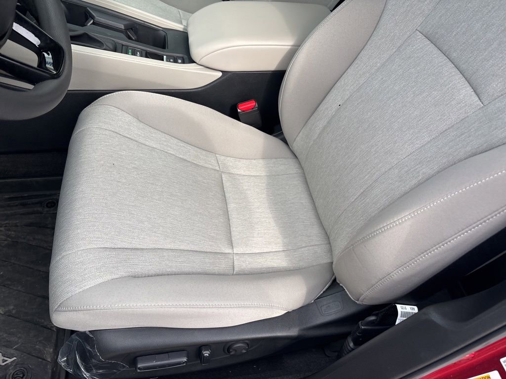 Certified 2025 Honda Accord SE image 12