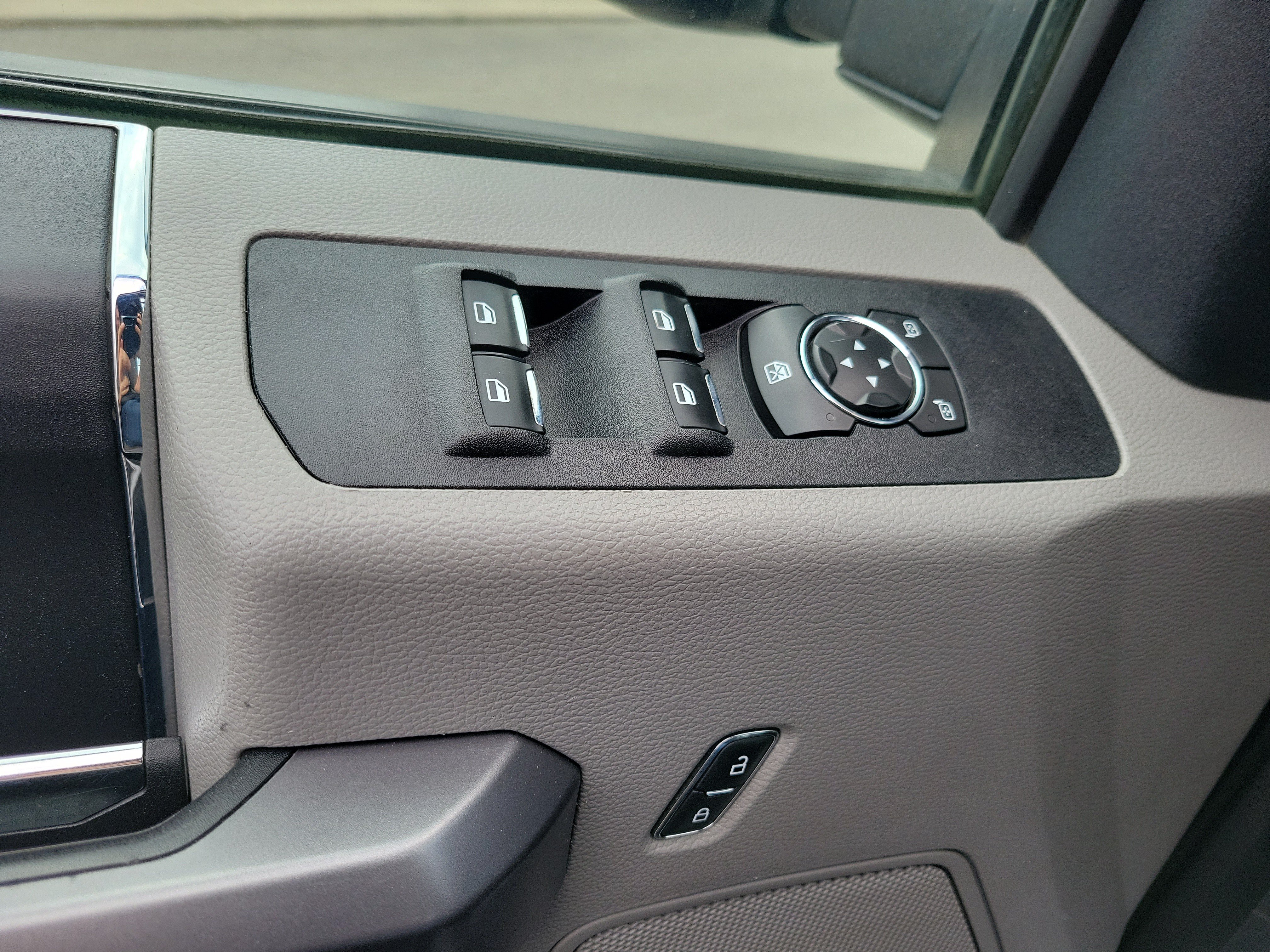 Certified 2019 Ford F250 XLT AWD/4WD image 17