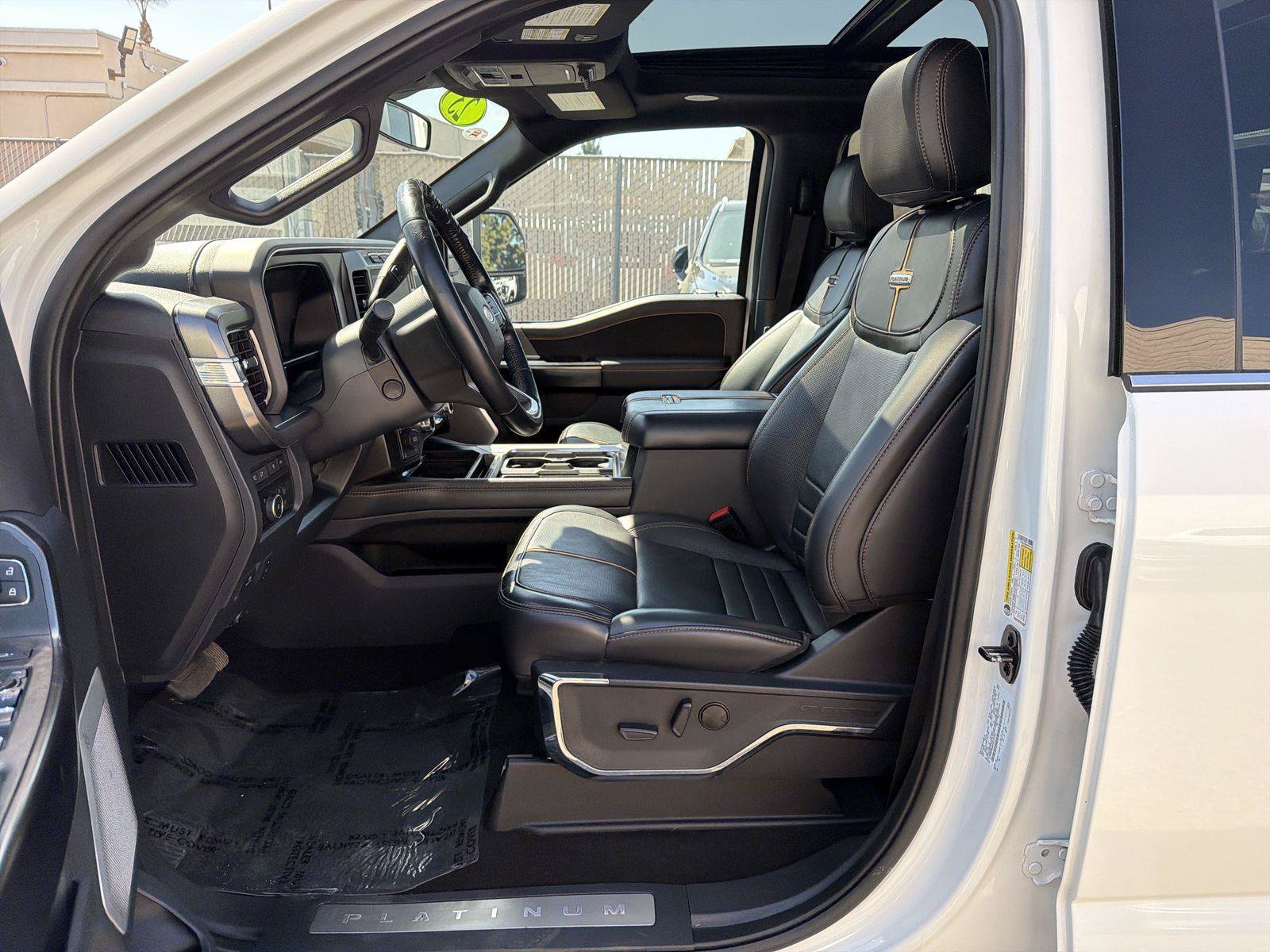 Used 2023 Ford F350 Platinum AWD/4WD image 19