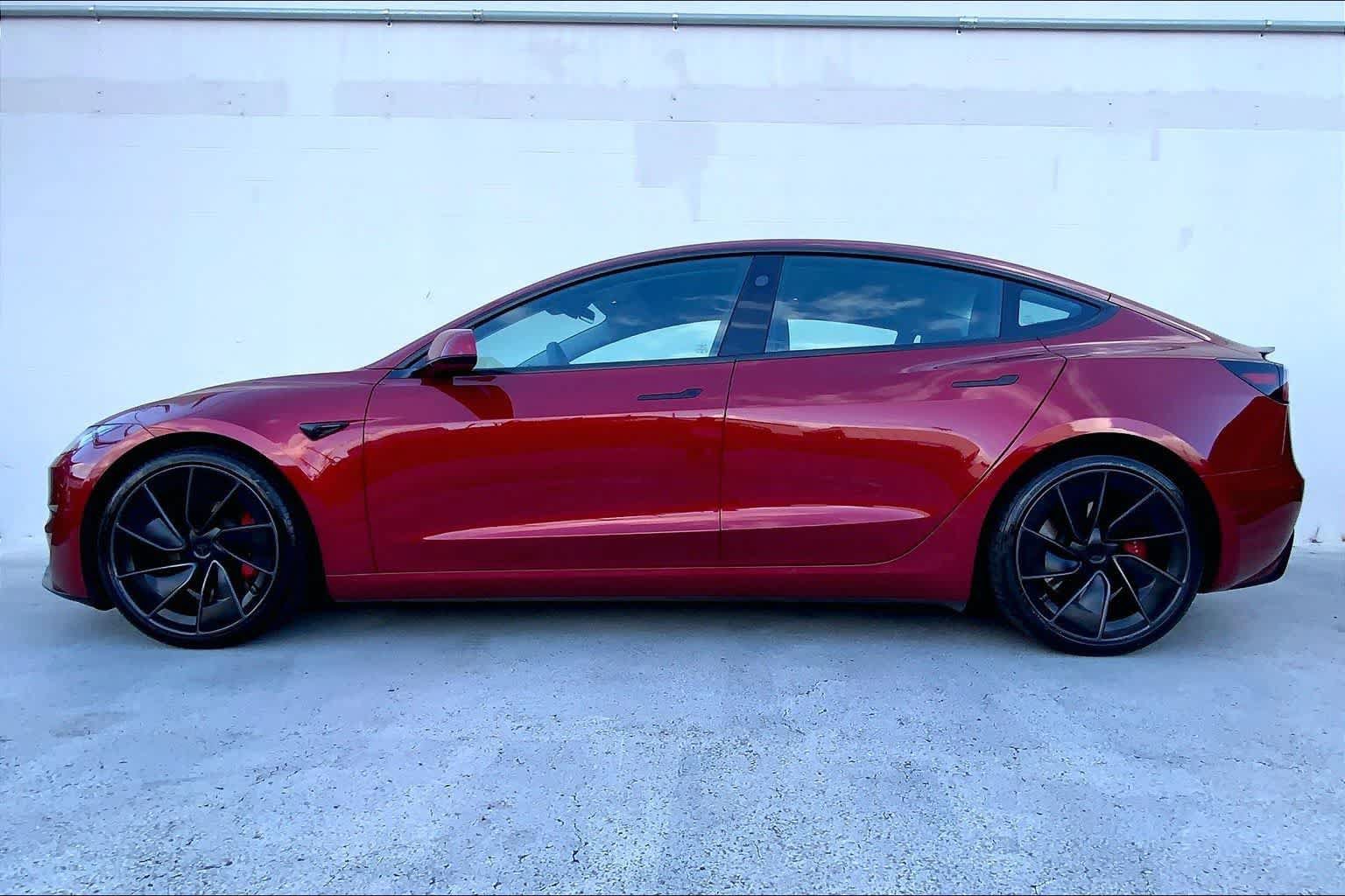 Used 2025 Tesla Model 3 Performance AWD/4WD image 3