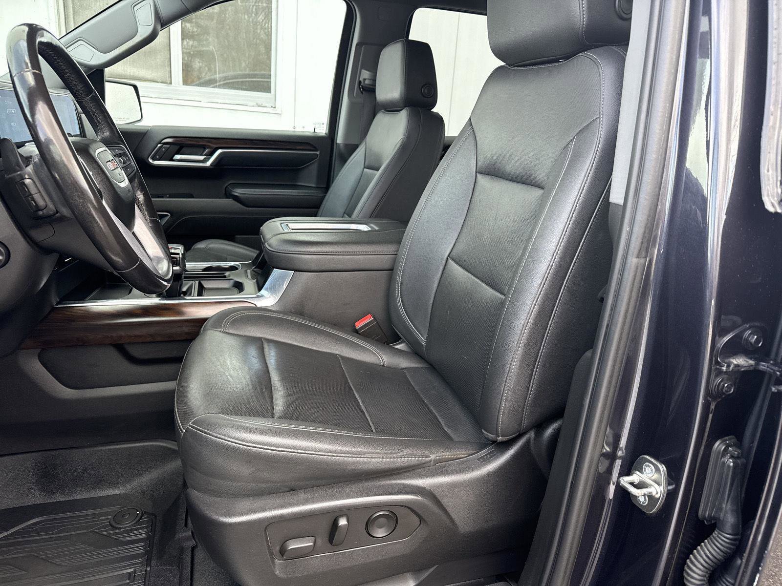 Used 2022 GMC Sierra 1500 SLT w/ SLT Convenience Package image 13