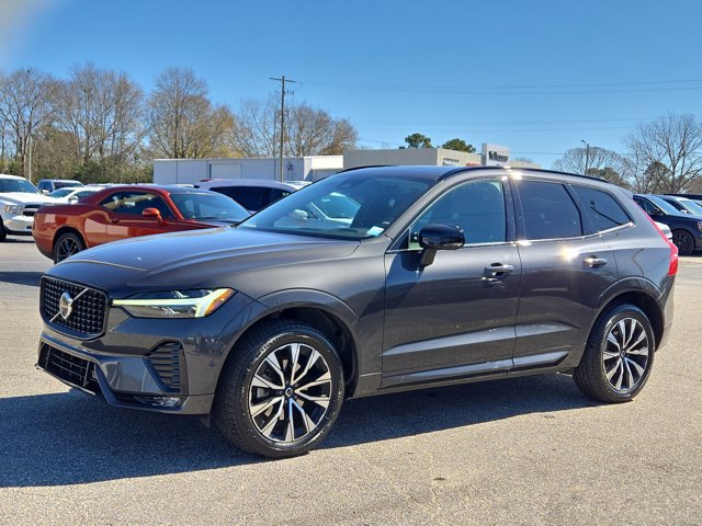 Used 2023 Volvo XC60 B5 Plus video 1