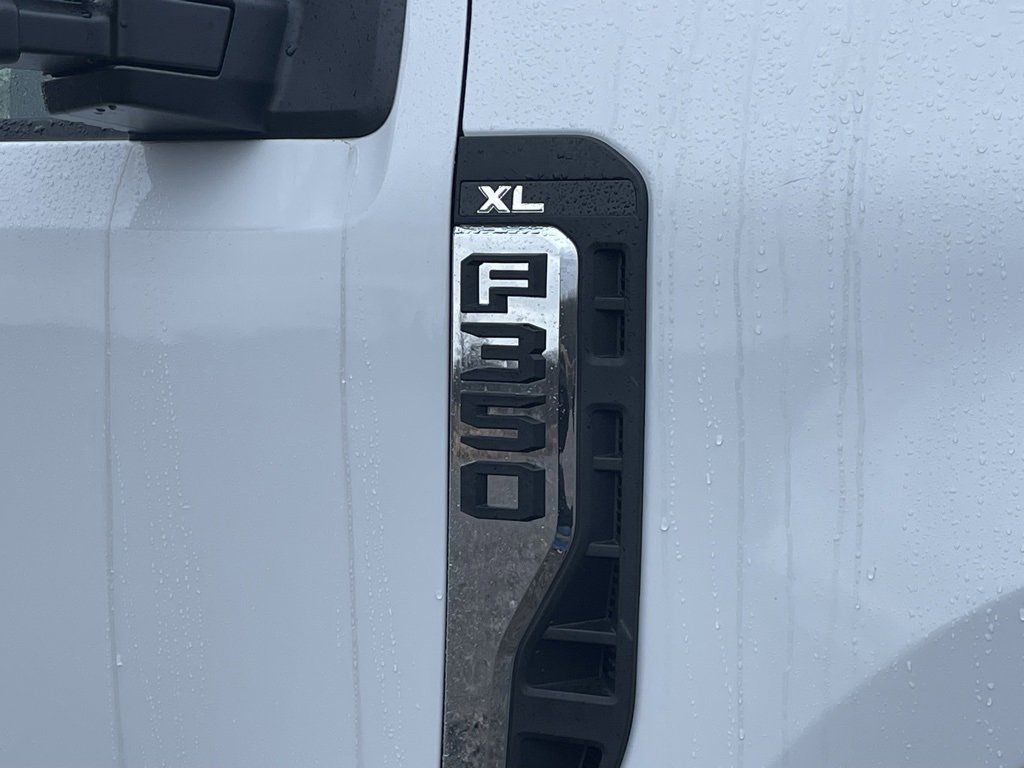 New 2026 Ford F350 XL w/ FX4 Off-Road Package image 12