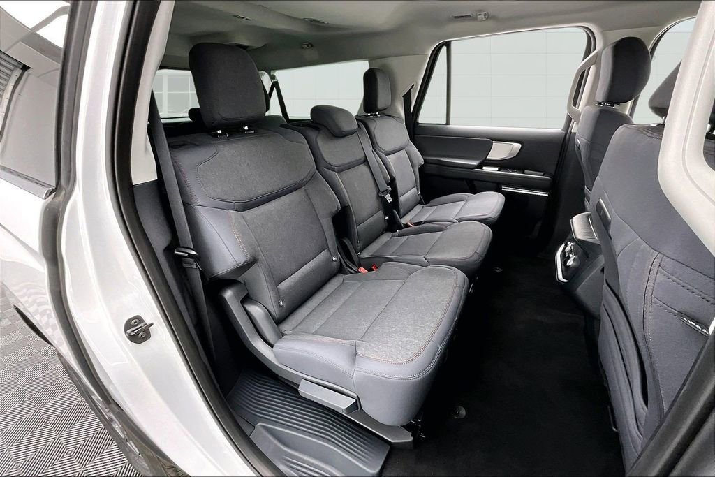 New 2025 Ford Expedition Max Active image 10