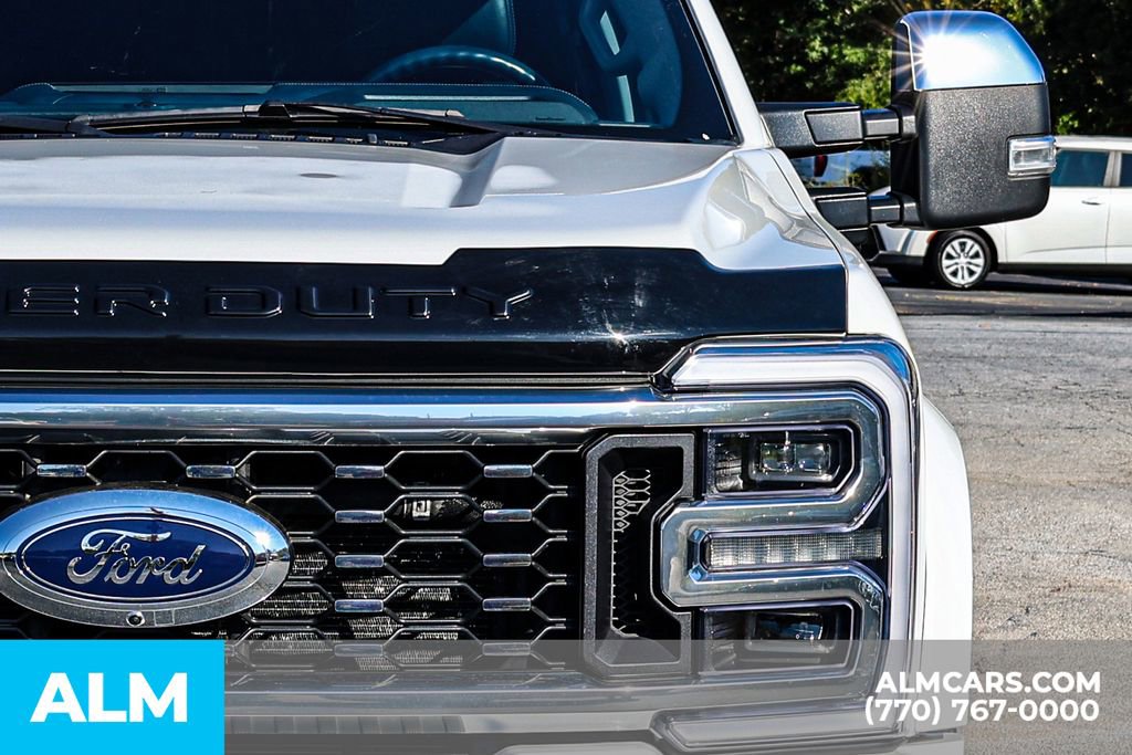 Used 2024 Ford F450 Limited image 16