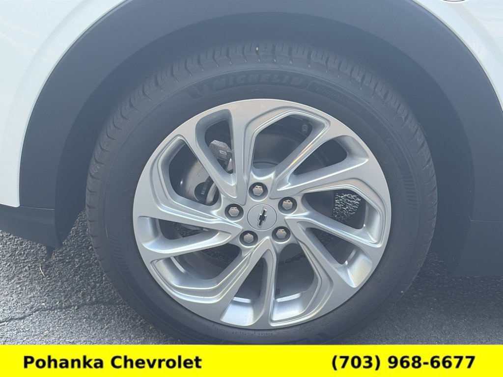 New 2027 Chevrolet Bolt LT w/ Comfort Package FWD image 23
