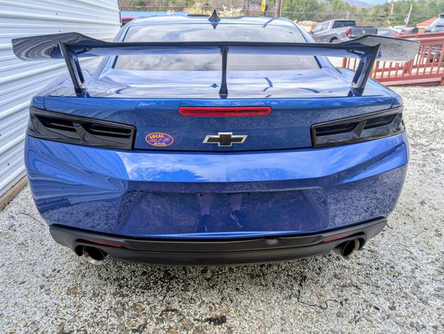 Used 2017 Chevrolet Camaro LT w/ Technology Package image 15