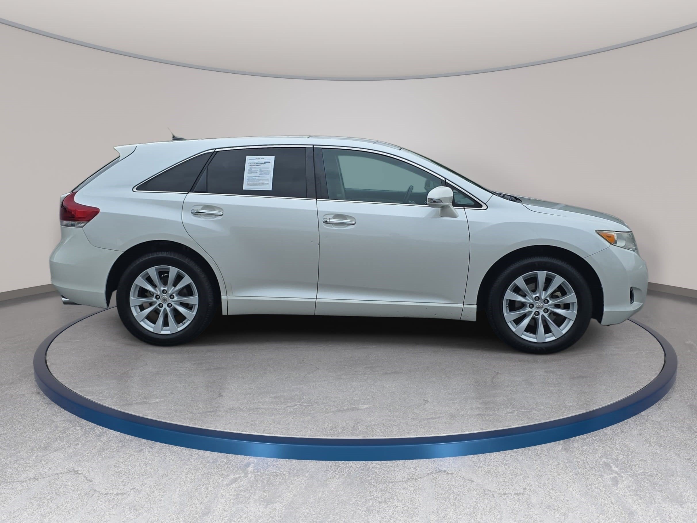 Used 2013 Toyota Venza XLE w/ XLE Premium Pkg FWD image 4