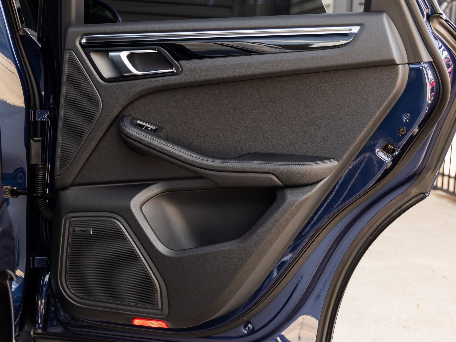 New 2026 Porsche Macan image 41