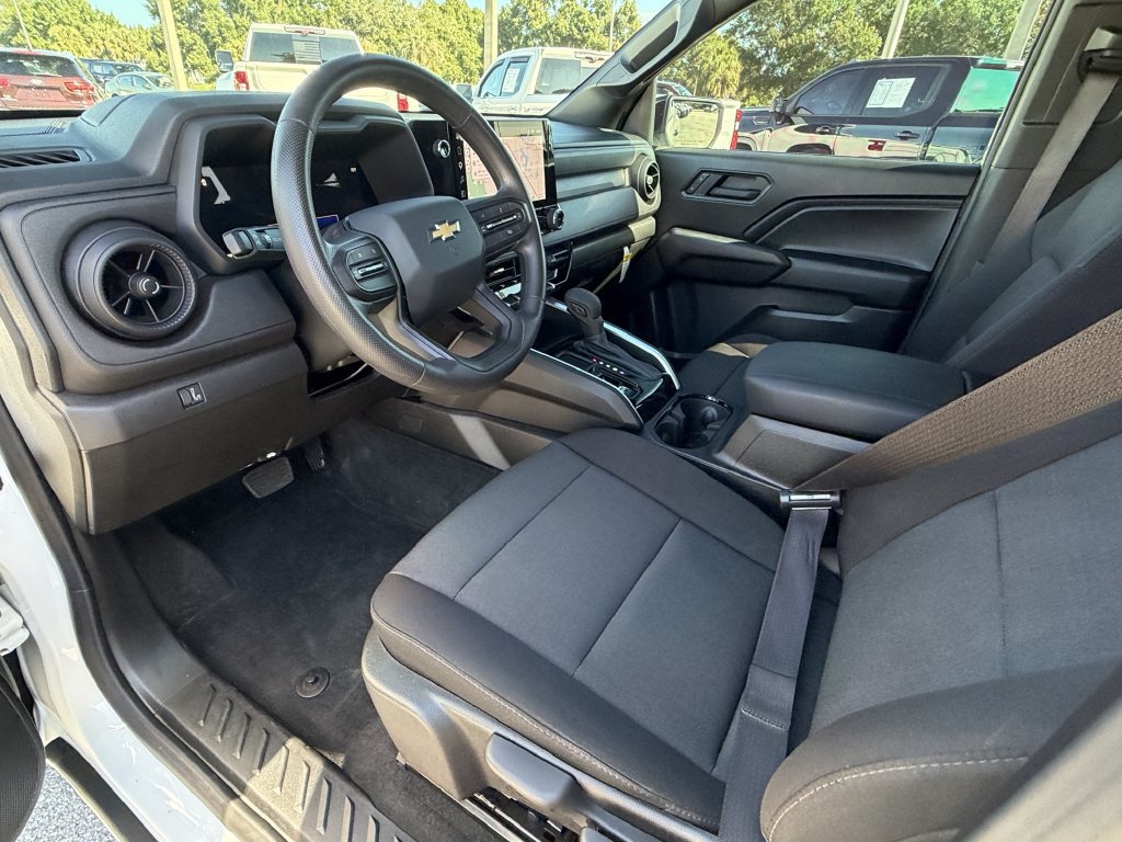 Used 2026 Chevrolet Colorado W/T RWD image 20