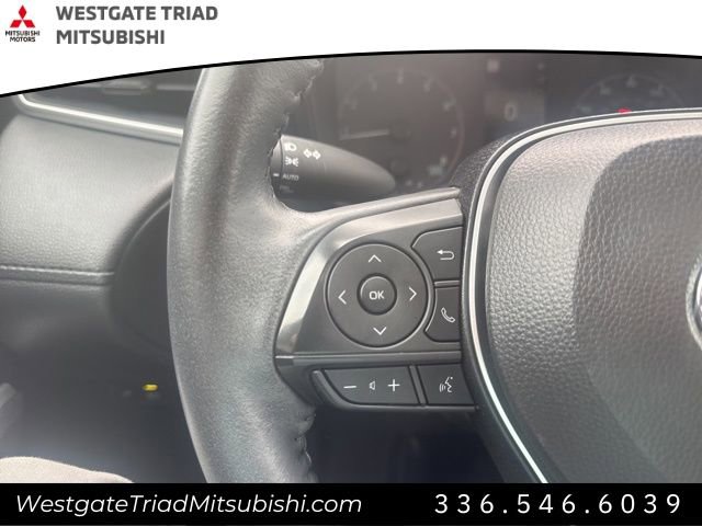 Used 2024 Toyota Corolla Cross LE w/ Moonroof Package FWD image 16