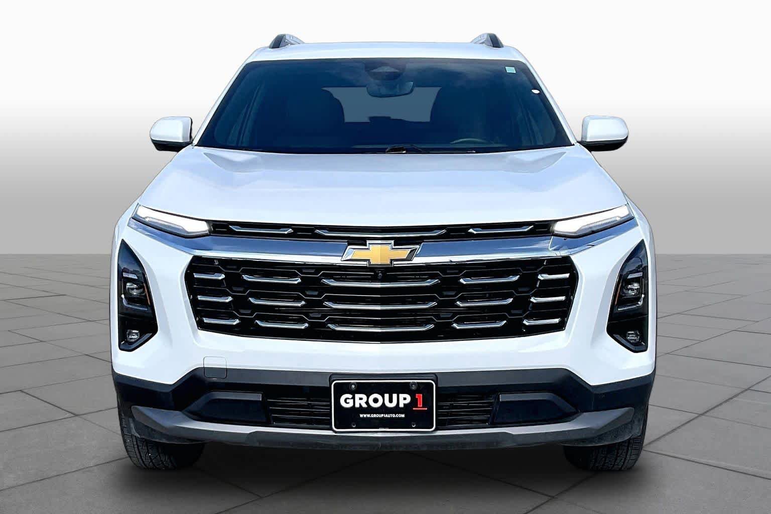 Used 2025 Chevrolet Equinox LT w/ Convenience Package II FWD image 4