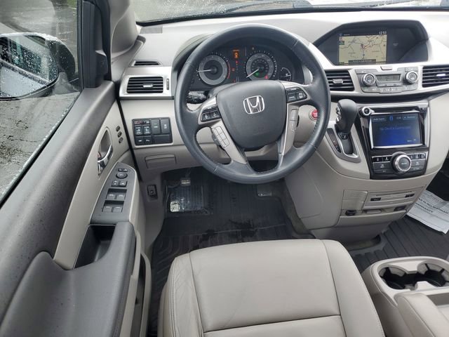 Used 2016 Honda Odyssey Touring Elite image 11