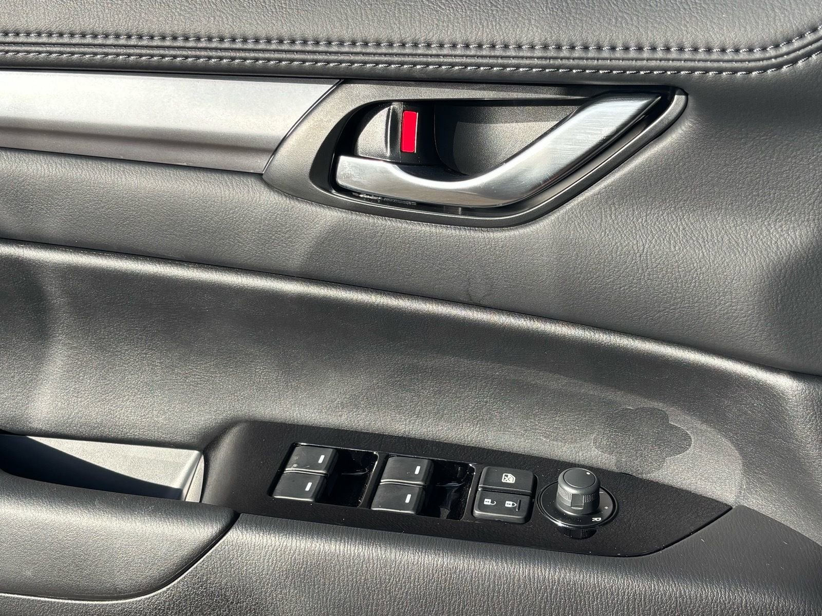 Used 2025 MAZDA CX-5 AWD 2.5 S w/ Preferred Package image 19