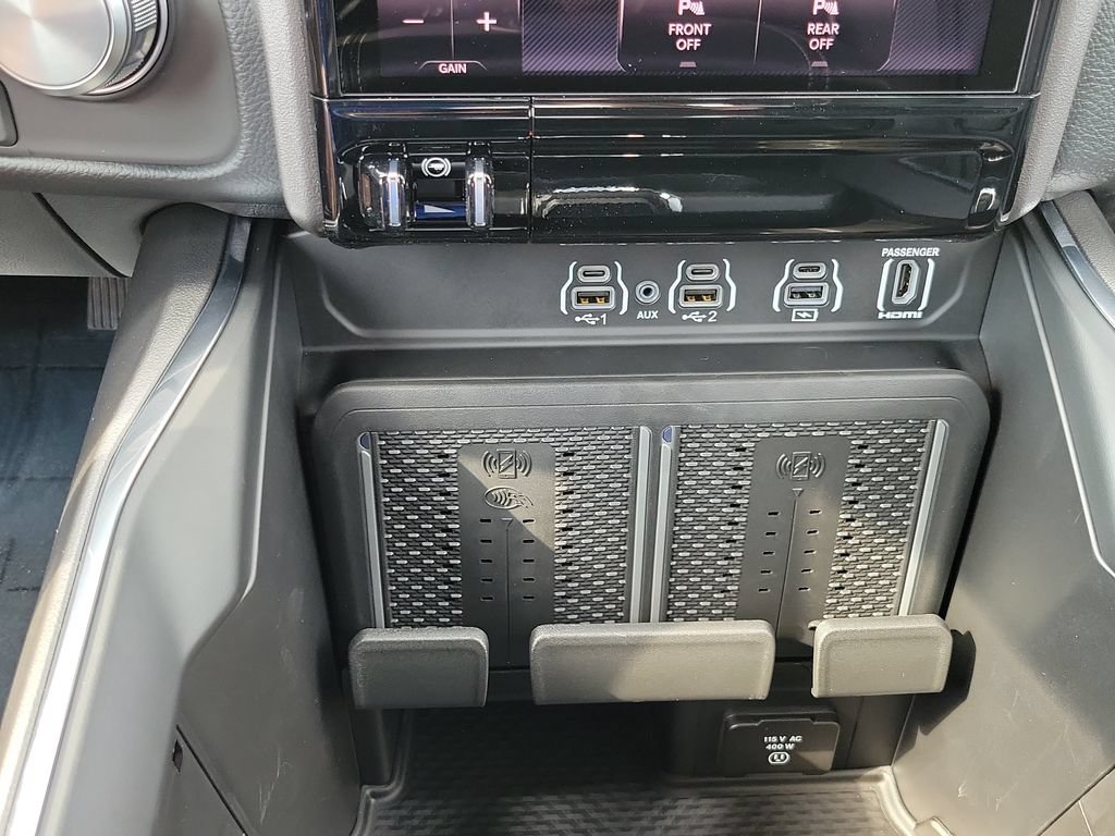New 2026 RAM 1500 Laramie w/ Night Edition AWD/4WD image 21