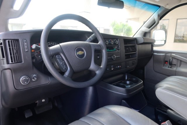 Used 2017 Chevrolet Express 3500 LS image 12