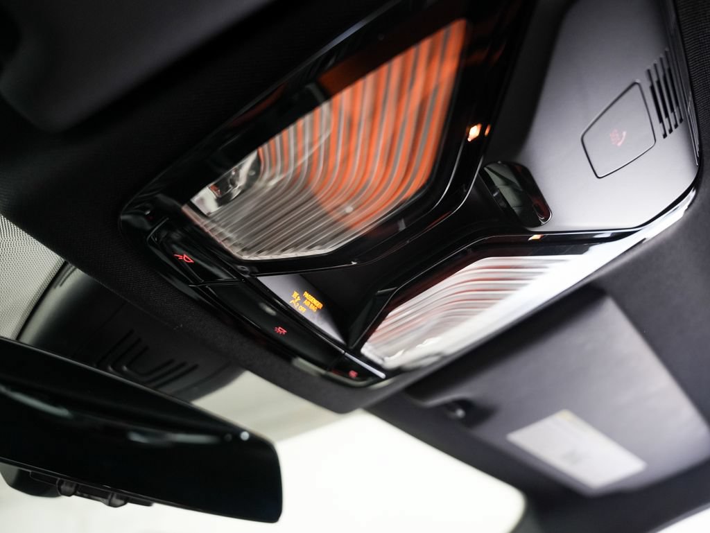Used 2021 BMW M4 Coupe w/ M Carbon Exterior Package RWD image 26