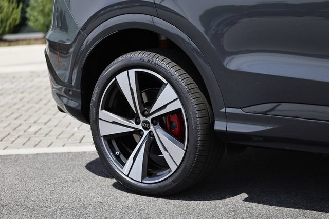 New 2026 Audi SQ5 Premium Plus AWD/4WD image 6