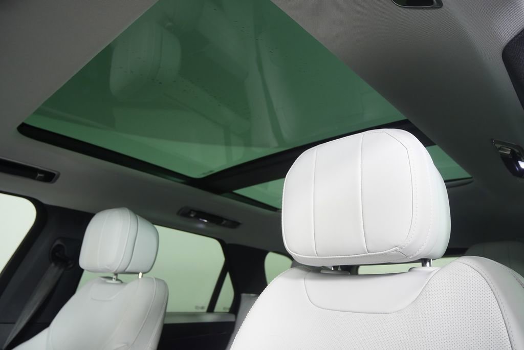 Used 2023 Land Rover Range Rover Sport SE image 13