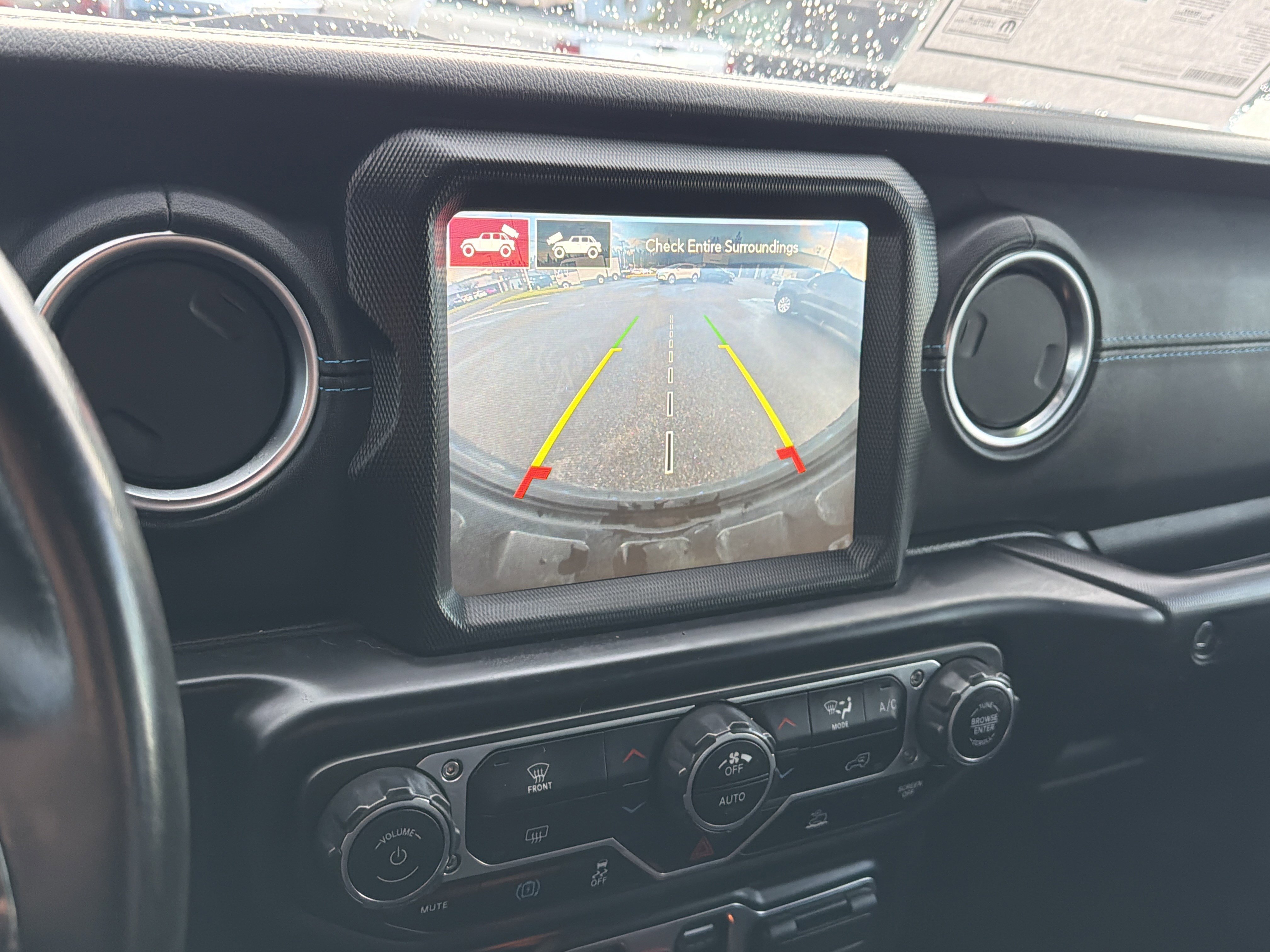 Used 2021 Jeep Wrangler Unlimited Rubicon 4xe w/ Steel Bumper Group image 23