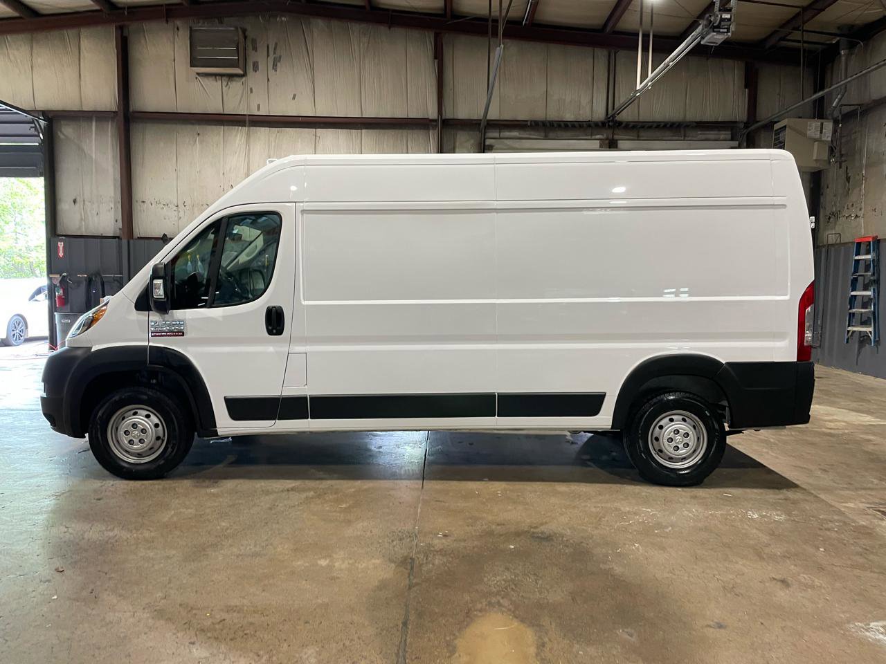 Used 2022 RAM ProMaster 2500 FWD image 8
