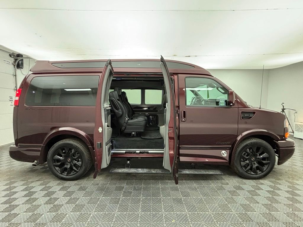 New 2025 GMC Savana 2500 w/ Driver Convenience Package image 6