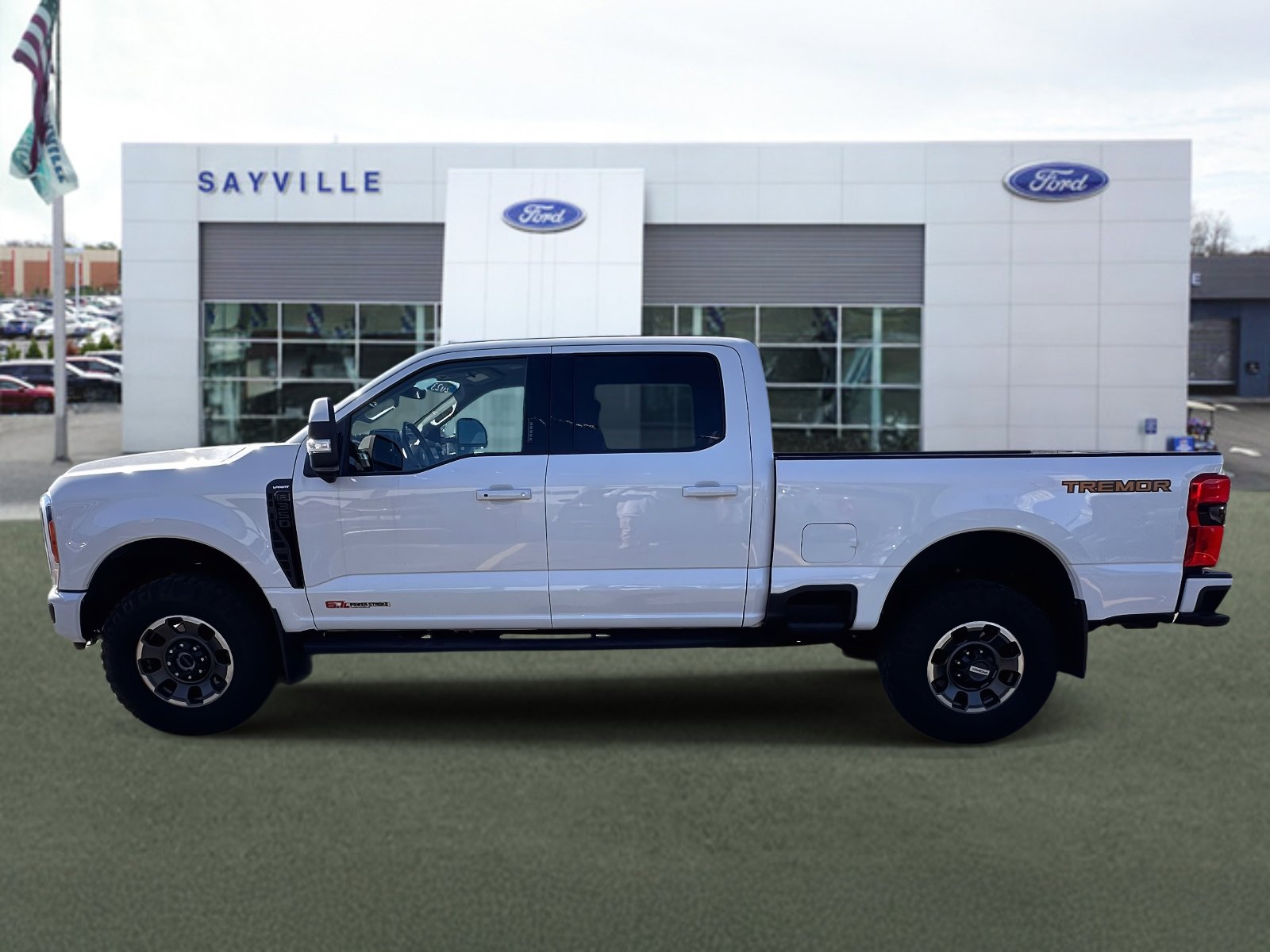 Used 2023 Ford F350 Lariat w/ Lariat Ultimate Package image 2