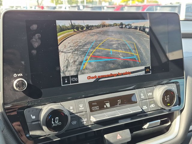 Certified 2024 Toyota Grand Highlander FWD image 13