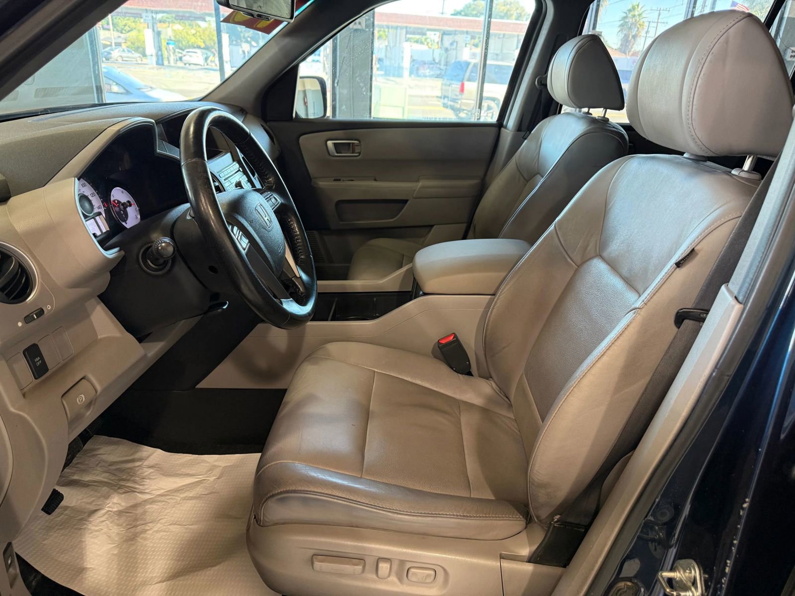 Used 2010 Honda Pilot EX-L image 9