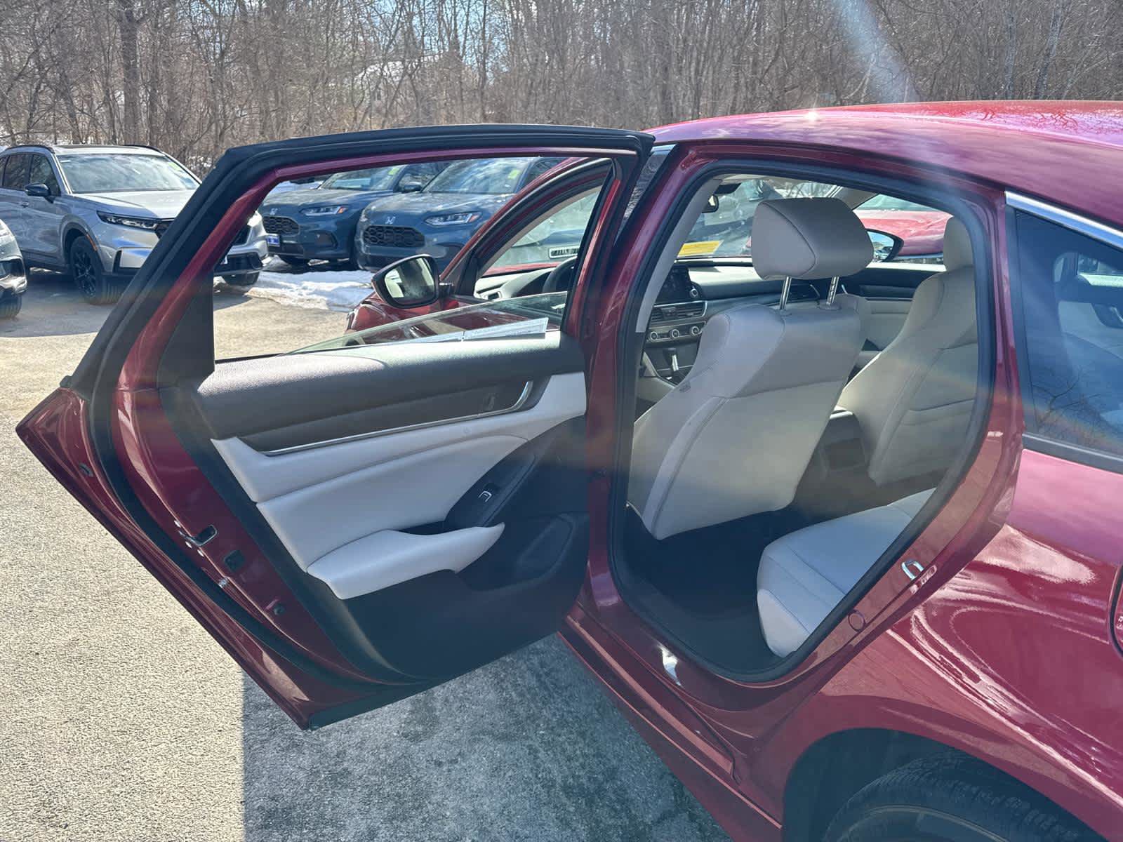 Used 2021 Honda Accord LX image 31