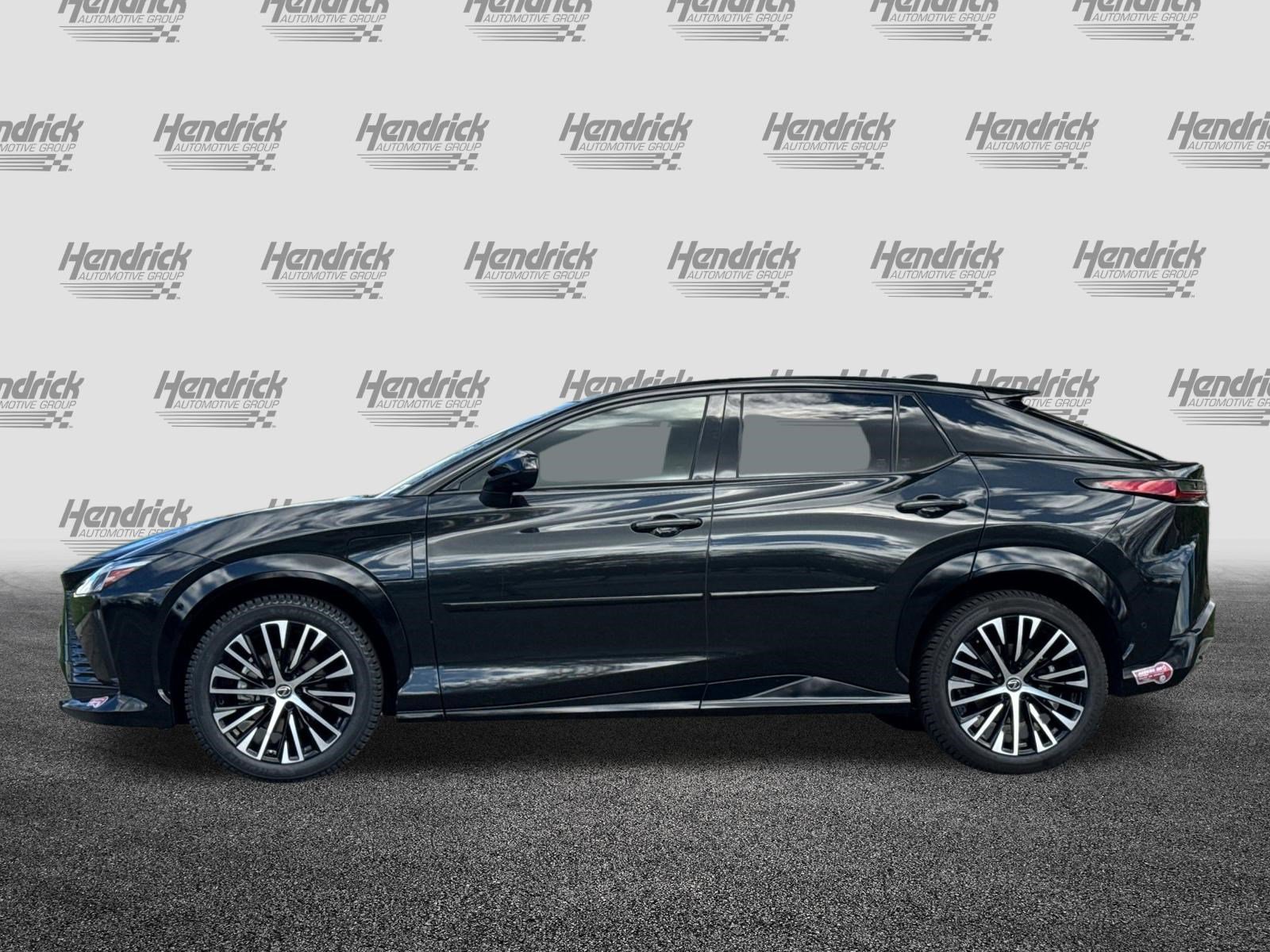 Used 2023 Lexus RZ 450e Premium w/ Technology Package image 8