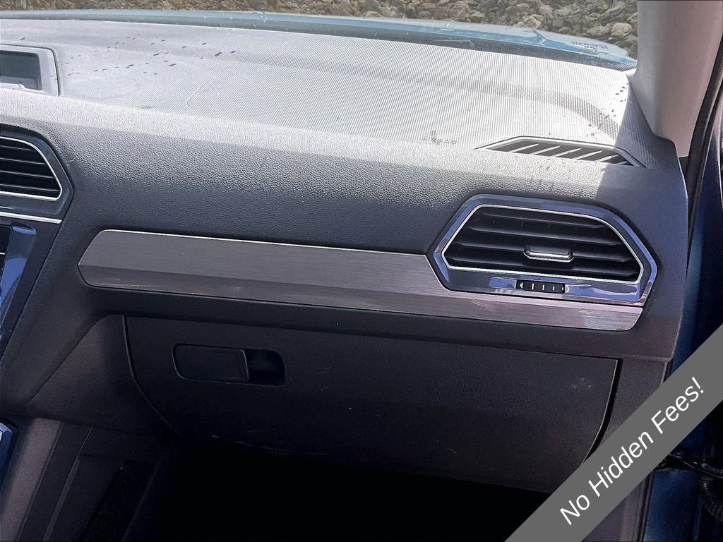 Used 2020 Volkswagen Tiguan SE FWD image 15