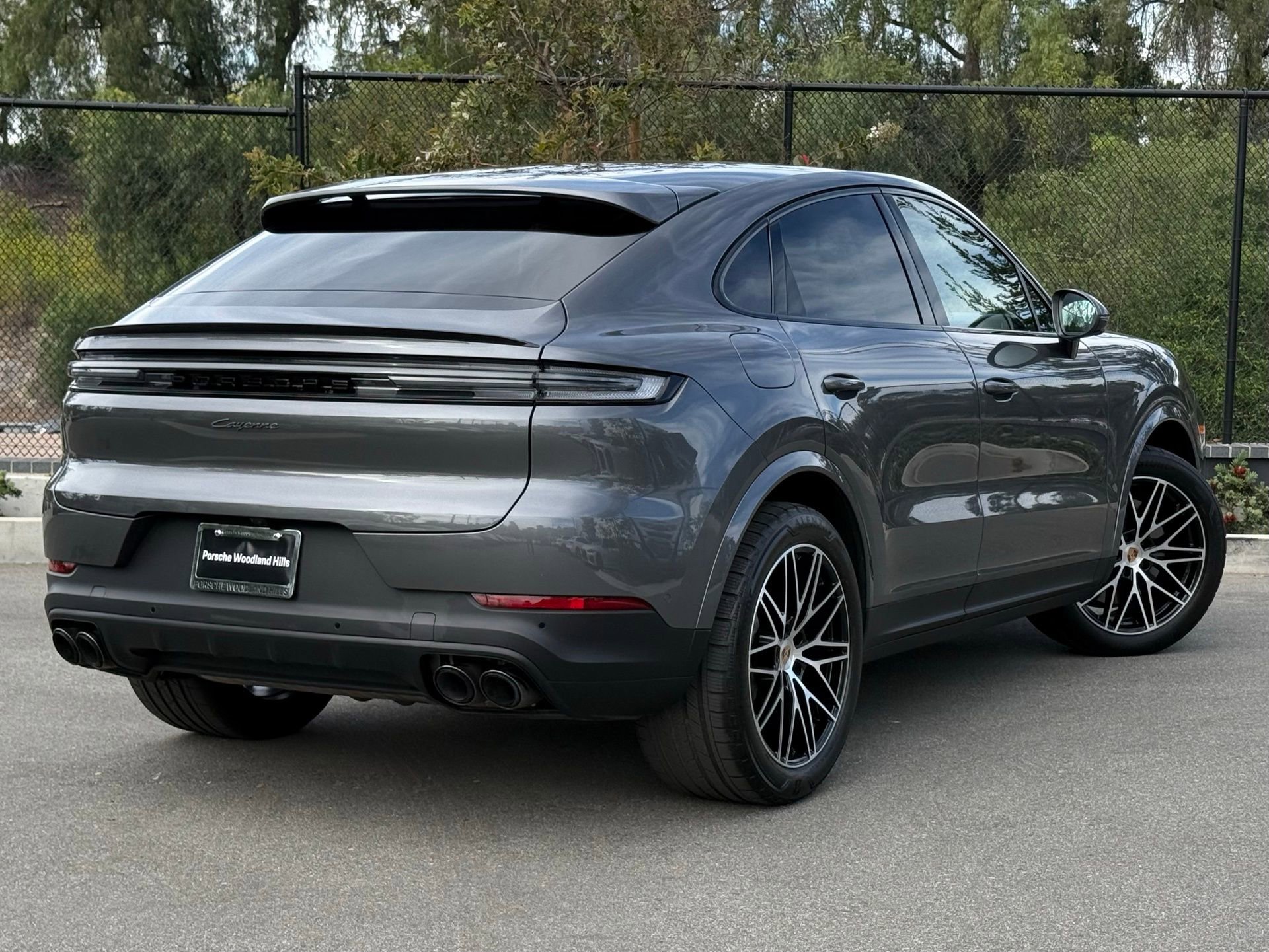 Used 2025 Porsche Cayenne Coupe image 7