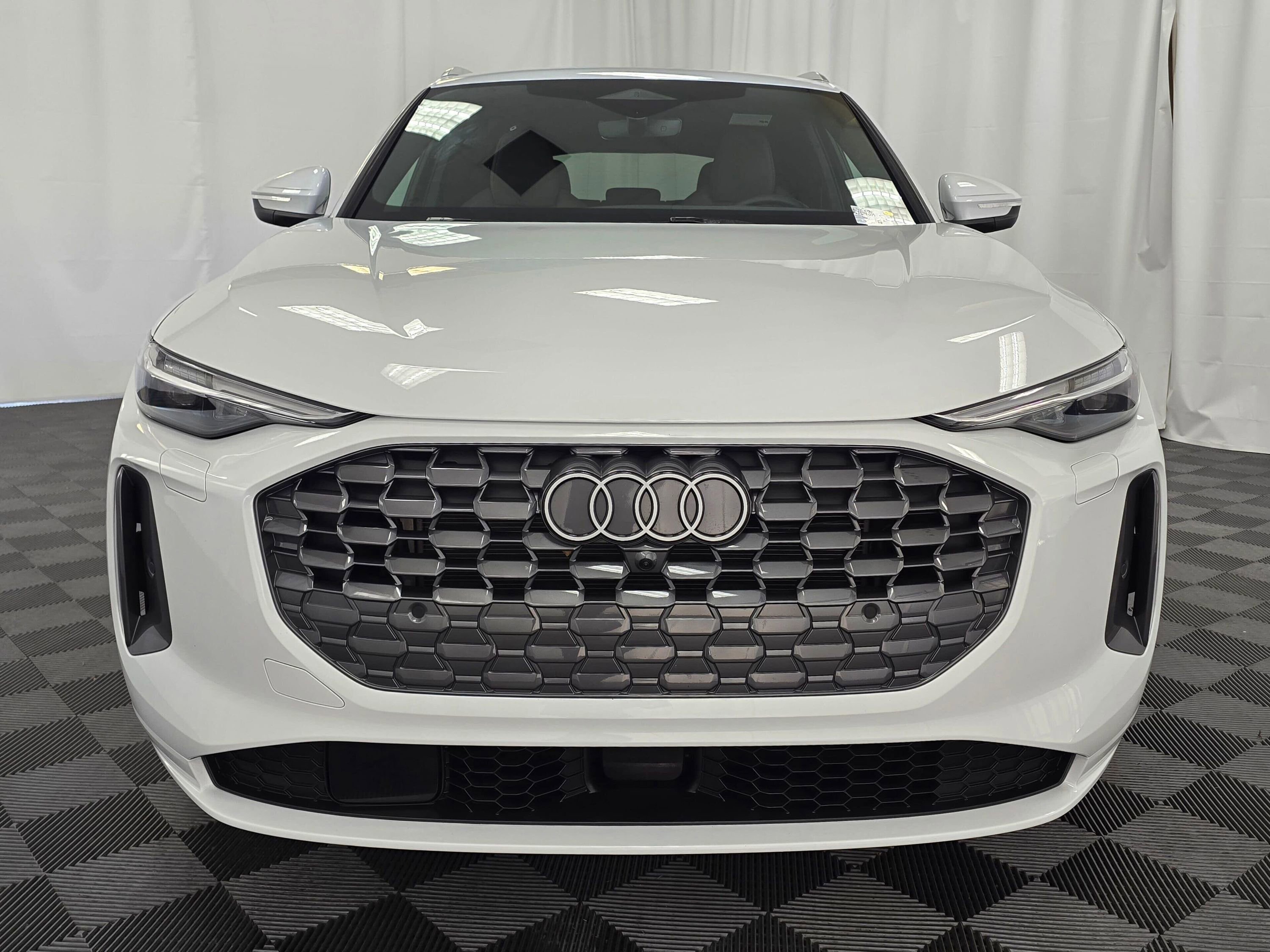 Used 2025 Audi Q5 Premium Plus image 9