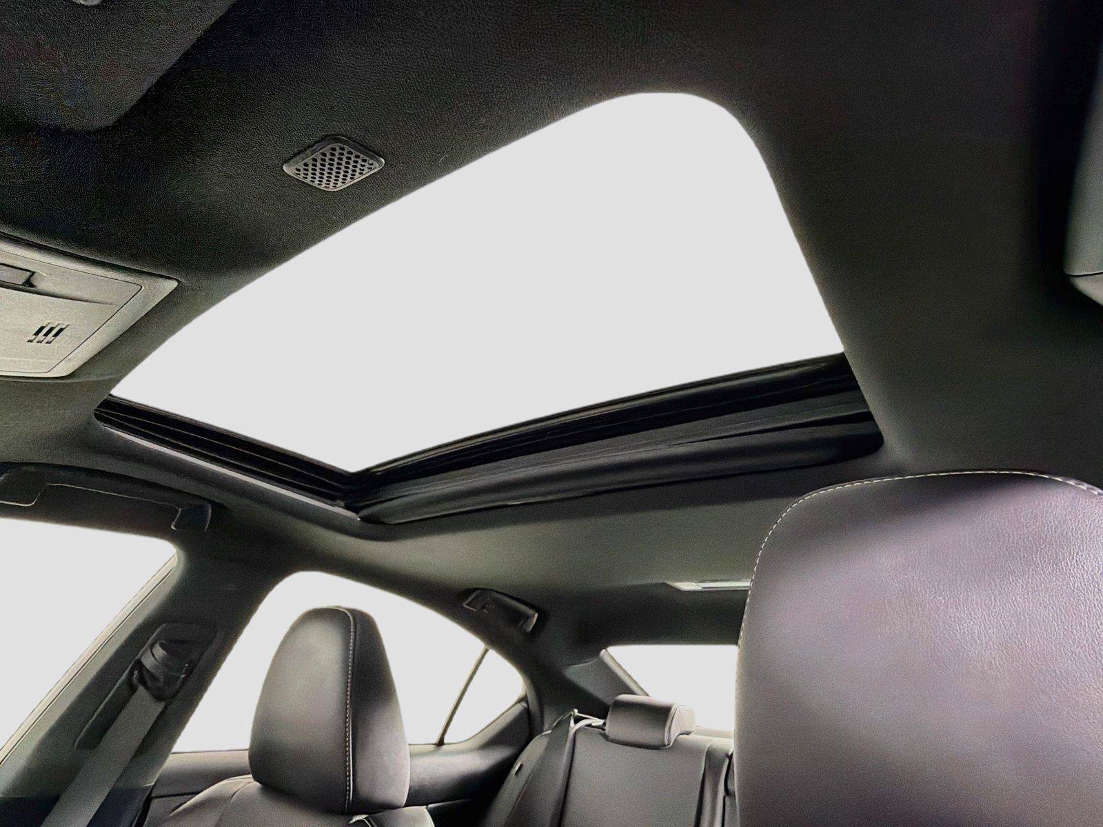 Used 2022 Lexus IS 350 F Sport RWD image 22