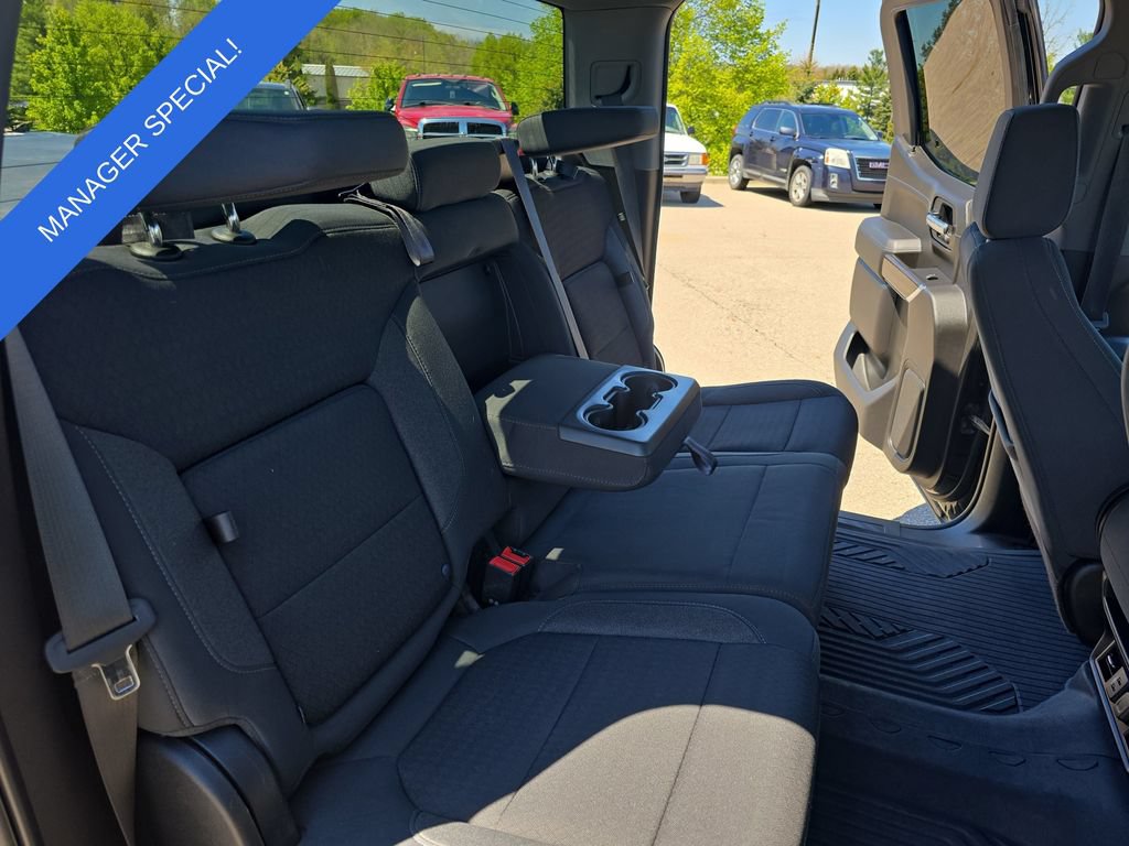 Used 2021 Chevrolet Silverado 1500 RST AWD/4WD image 11