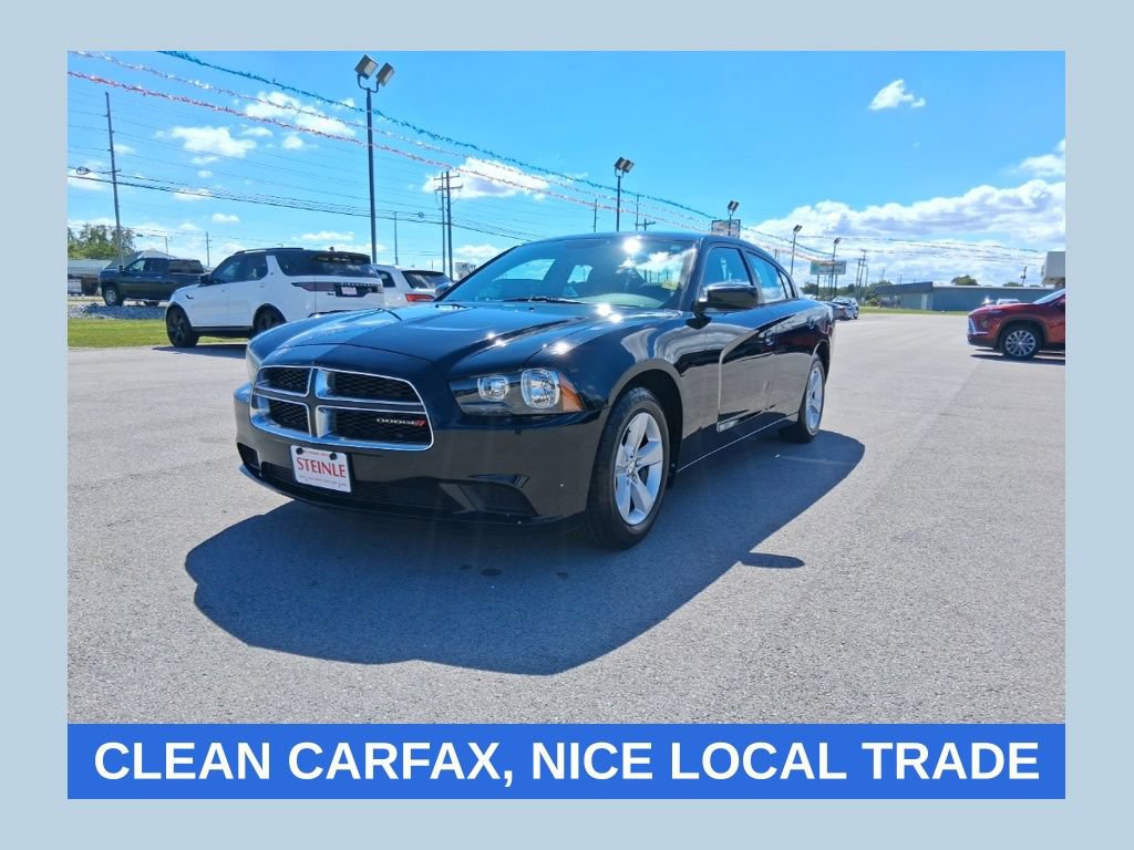 Used 2013 Dodge Charger SE RWD image 1