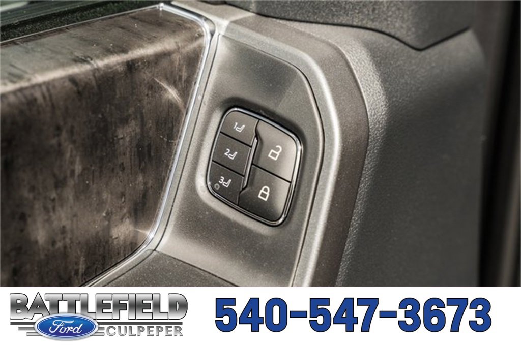 New 2026 Ford F350 Lariat w/ Chrome Package image 37