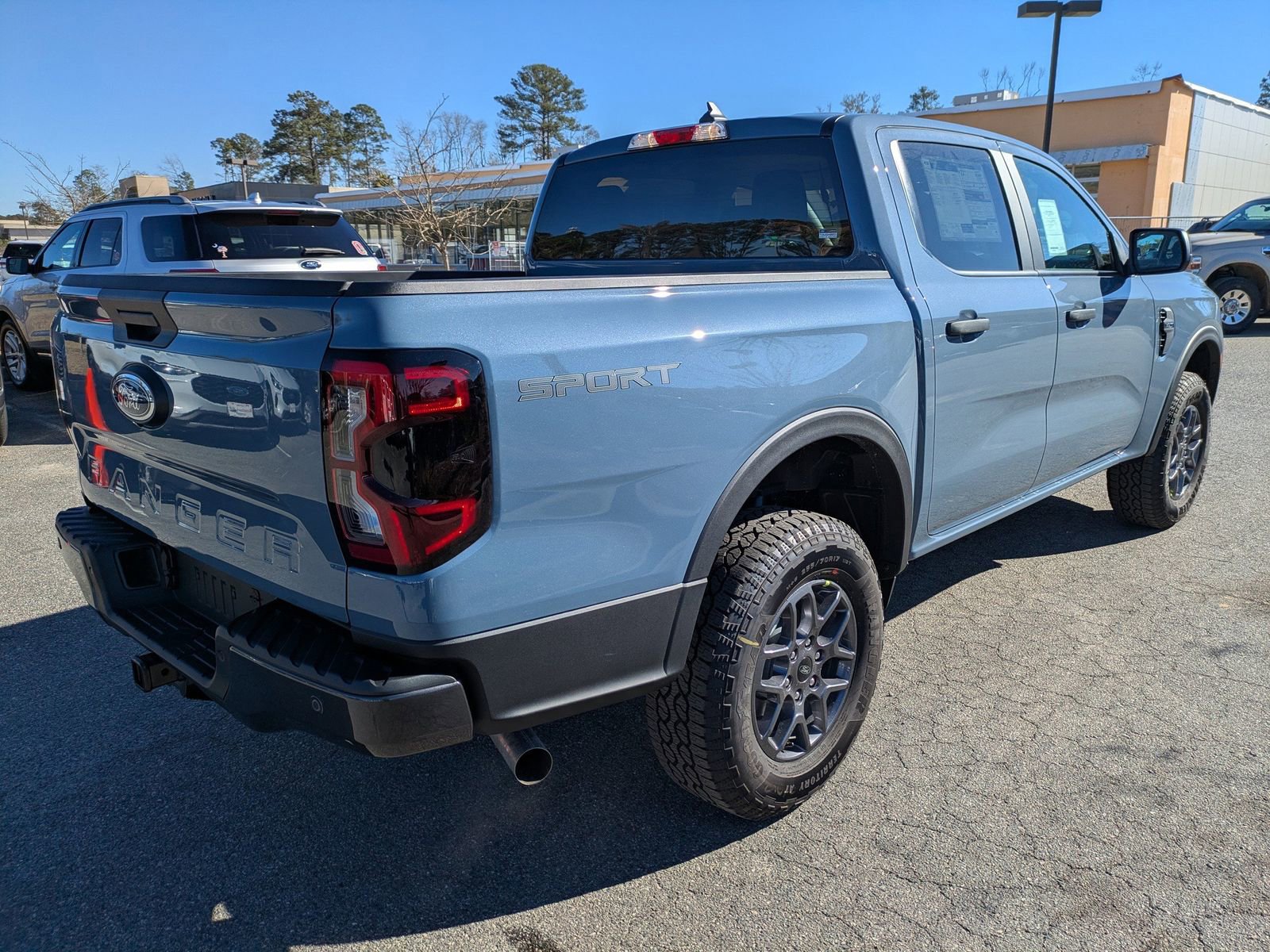 New 2025 Ford Ranger XLT w/ Convenience Package image 4
