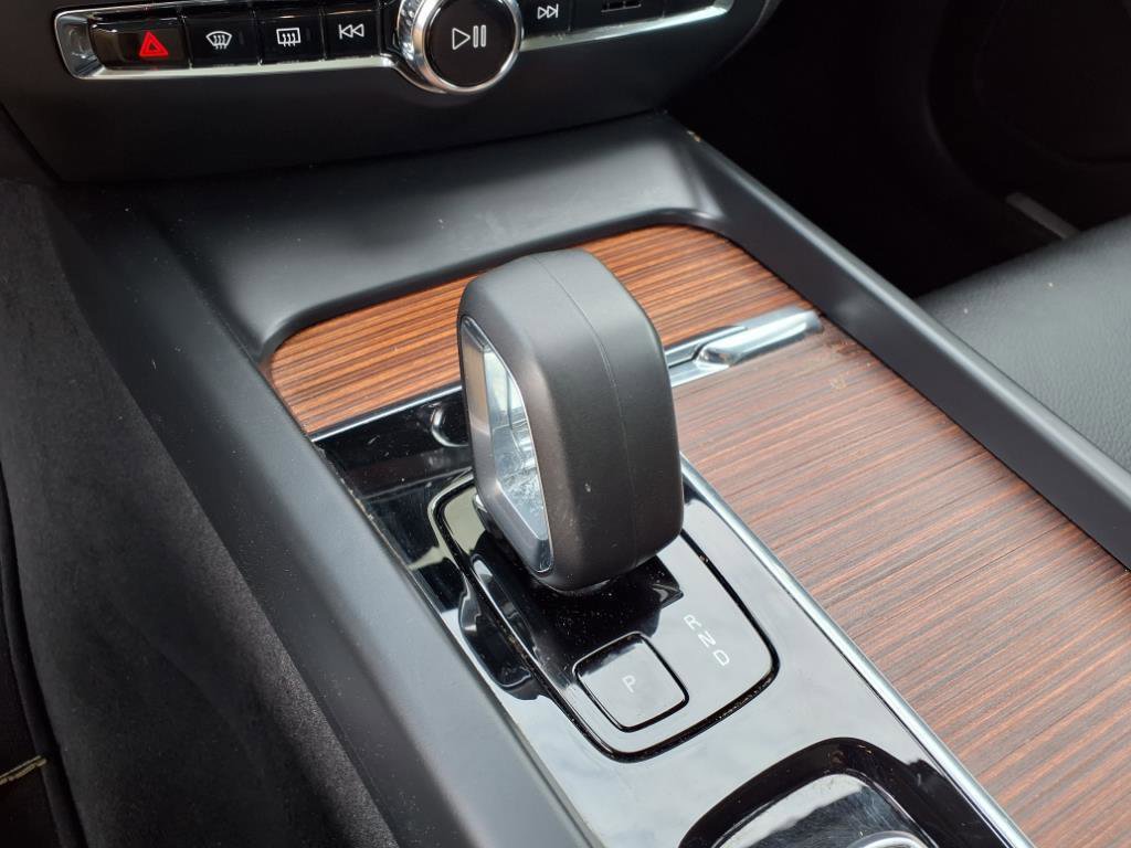 Certified 2025 Volvo S60 B5 Plus image 26